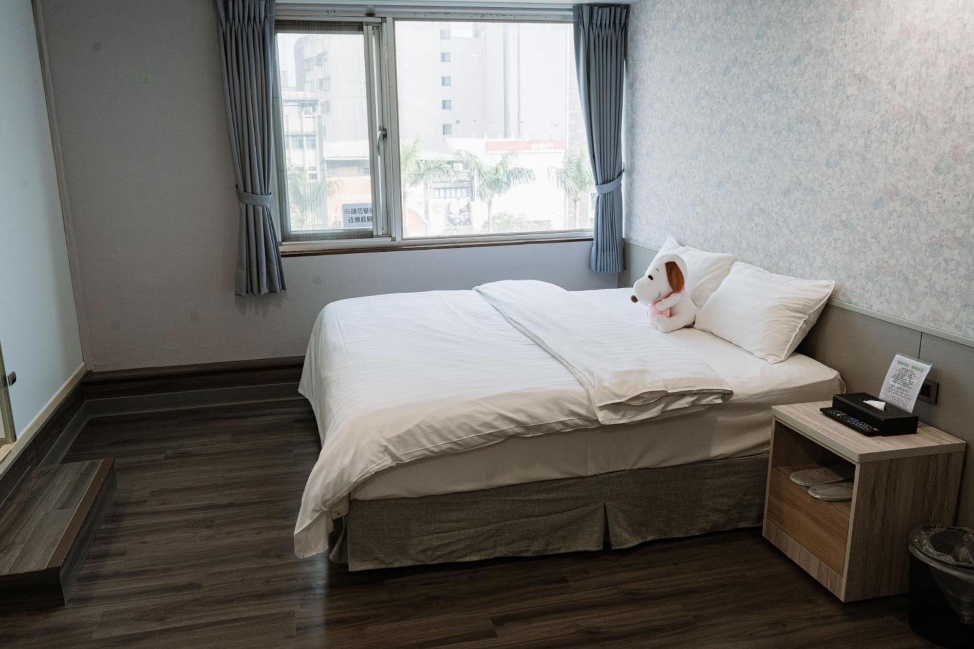 歐法行旅 O Fun Hotel Taipeh Exterior foto